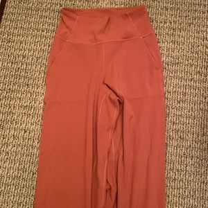 LULULEMON SIZE 6 ALIGN WIDE LEG CROP